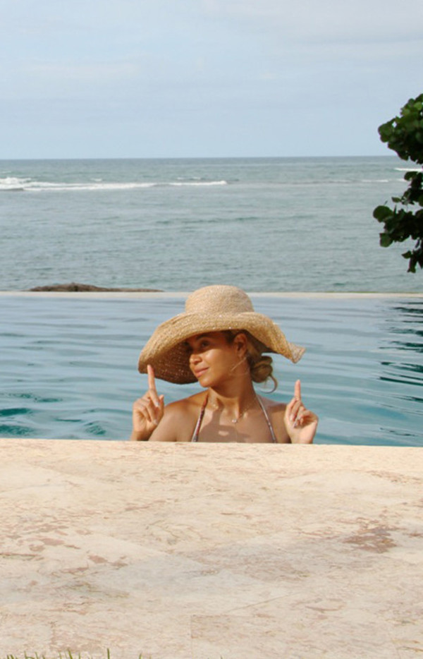 Beyonce beyonce piscina biquini Beyonce beyonce piscina biquini